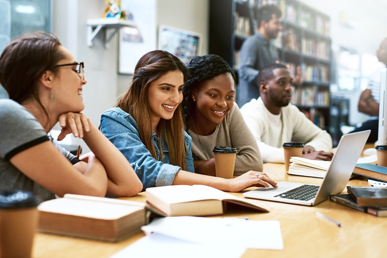 Portugal d prmio salarial para jovens graduados que decidem seguir no pas